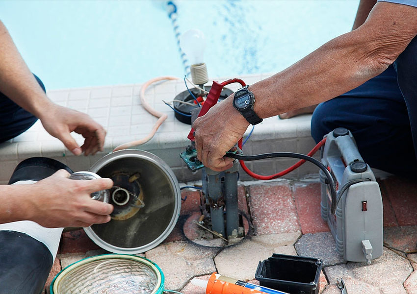 Instalação de equipamentos de piscina